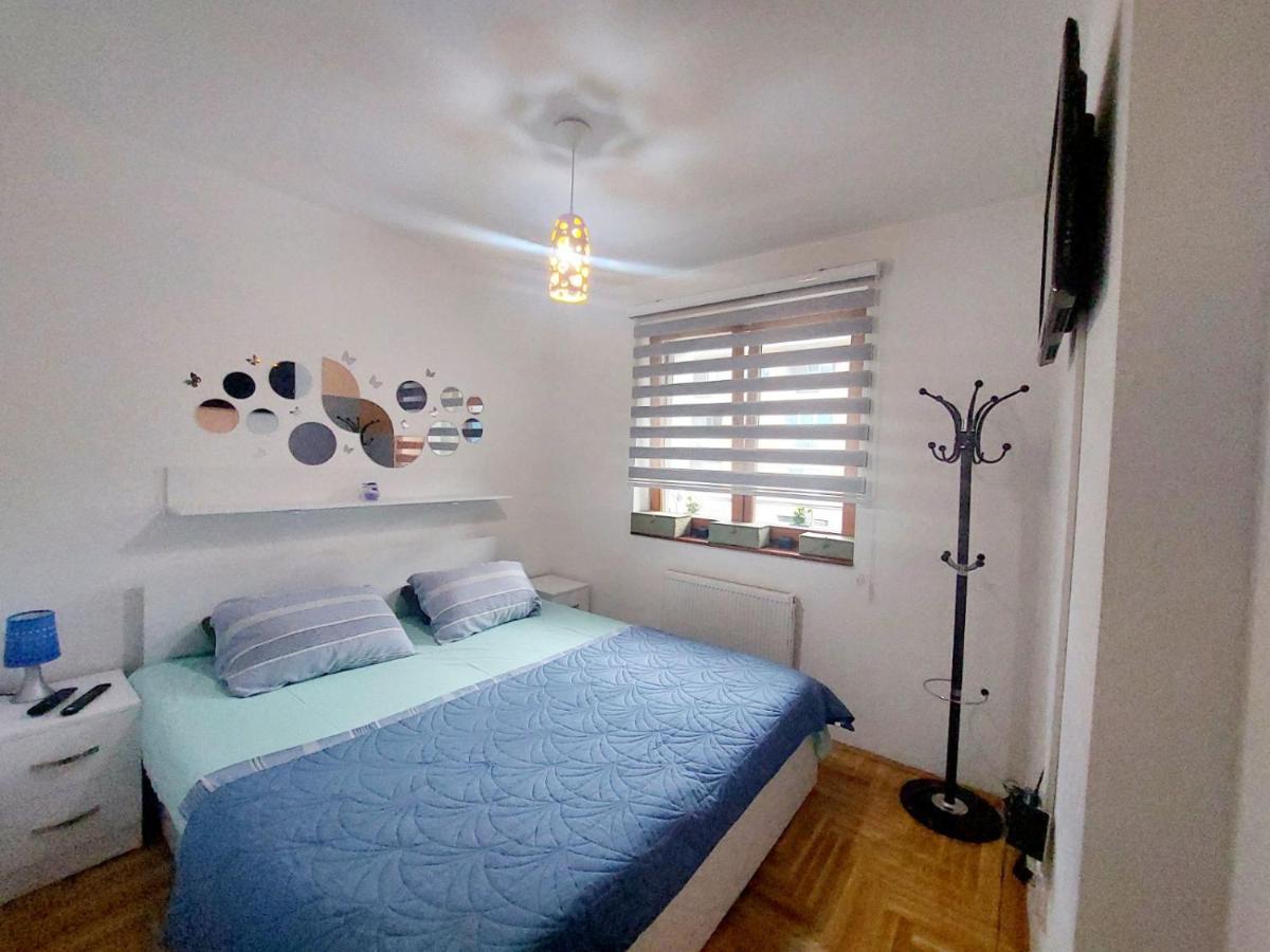 Apartman Teo Lukavica Exteriér fotografie