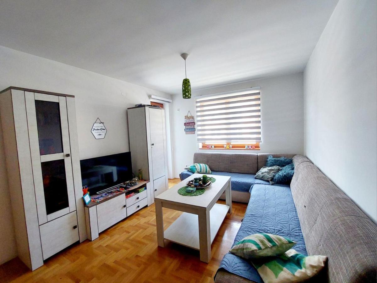 Apartman Teo Lukavica Exteriér fotografie